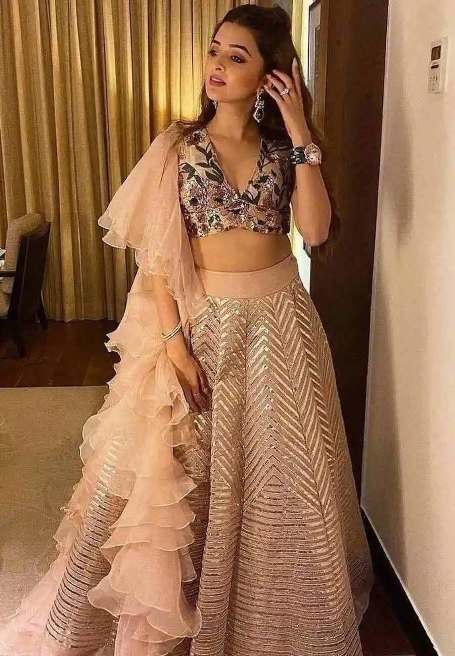 FANCY KASTURI SILK GEORGETTE ZARI SEQUENCE, WORK LEHENGA CHOLI WITH DUPATTA PARTY WEAR WHOLESALE PRICE ETHNIC GARMENT (2)