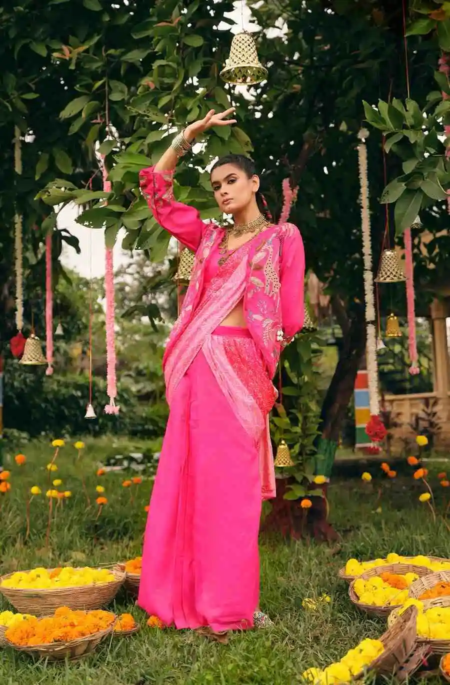 FANCY SHIMMER BANDHANI PRINT WORK LEHENGA SAREE WITH PLAIN BLOUSE AND EMBROIDERY HAND WORK KOTI PARTY WEAR WHOLESALE PRICE ETHNIC GARMENT (23)