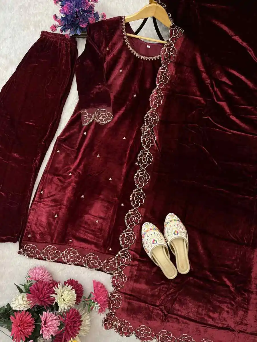 FANCY VELVET ZARKHAN AND EMBROIDERY SEQUENCE WORK TOP BOTTOM WITH DUPATTA FESTIVE WEAR WHOLESALE PRICE ETHNIC GARMENT (5)
