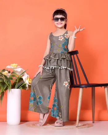 MODERN COTTON BLEND DIGITAL FLOWER PRINT & POM POM BORDER WORK KID'S TOP PENT SET GREY