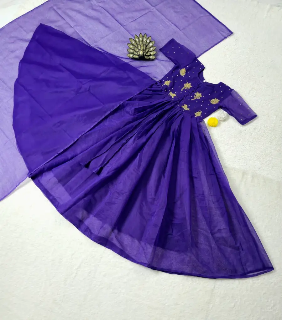 MODERN KOTA CHECKS COTTON HAND WORK GOWN WITH DUPATTA FESTIVE WEAR WHOLESLAE PRICE ETHNIC GARMENT (5)