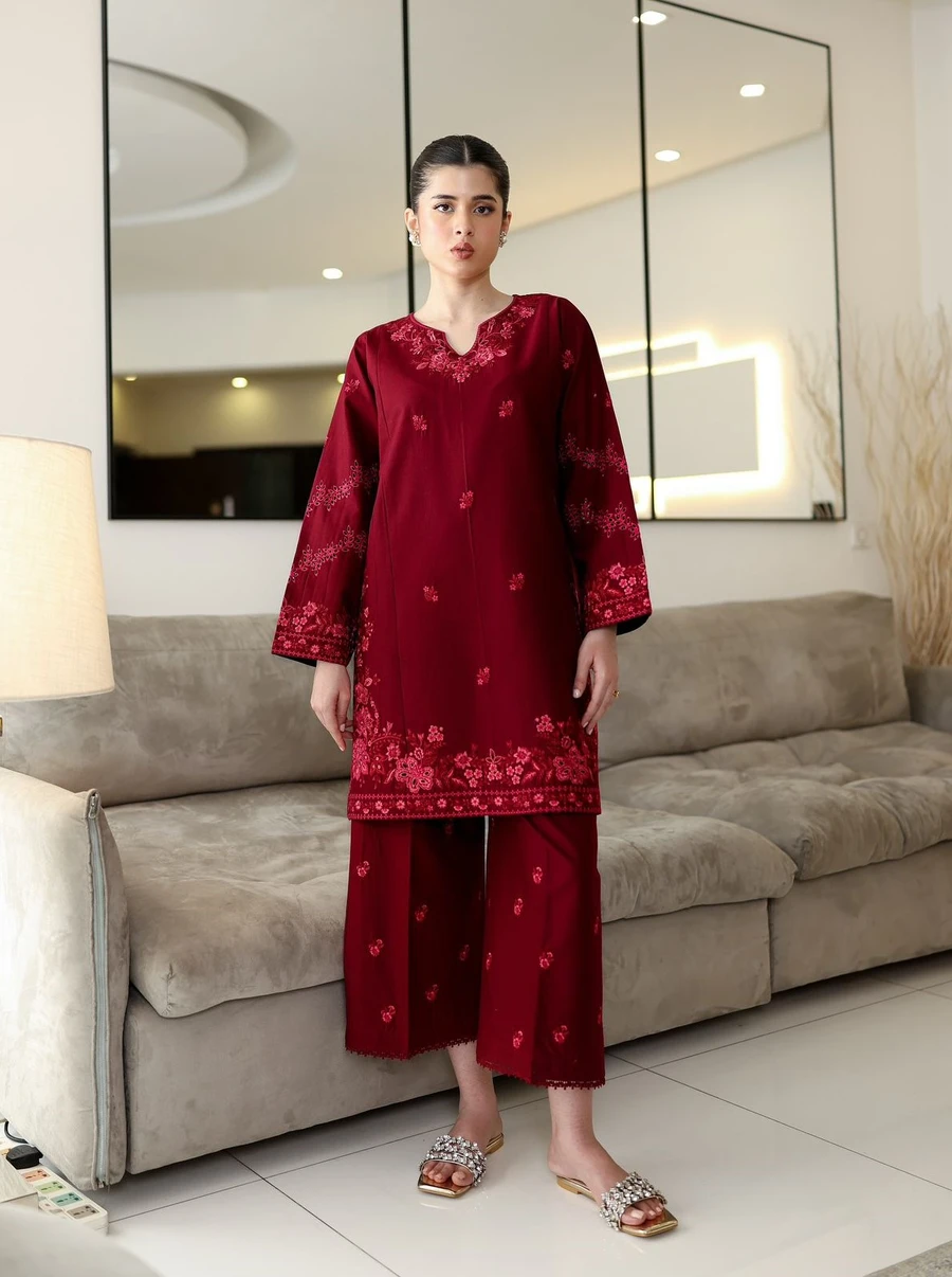MODERN RAYON COTTON THREAD EMBROIDERY WORK KURTI PALAZZO SET OFFICE WEAR WHOLESALE PRICE ETHNIC GARMENT (5)