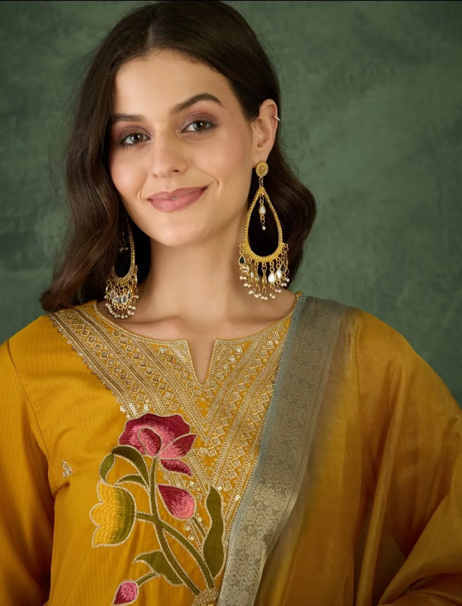 MOST PICKED RAYON EMBROIDERY WORK TOP BOTTOM WITH DUPATTA FESTIVE WEAR WHOLESALE PRICE ETHNIC GARMENT (2)