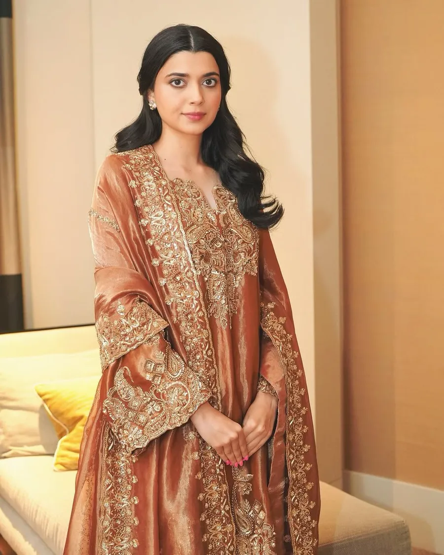 RICH LOOK FENDY SILK SEQUENCE & ZARI EMBROIDERY WORK TOP PALAZZO WITH DUPATTA FESTIVE WEAR WHOLESALE PRICE ETHNIC GARMENT (2)