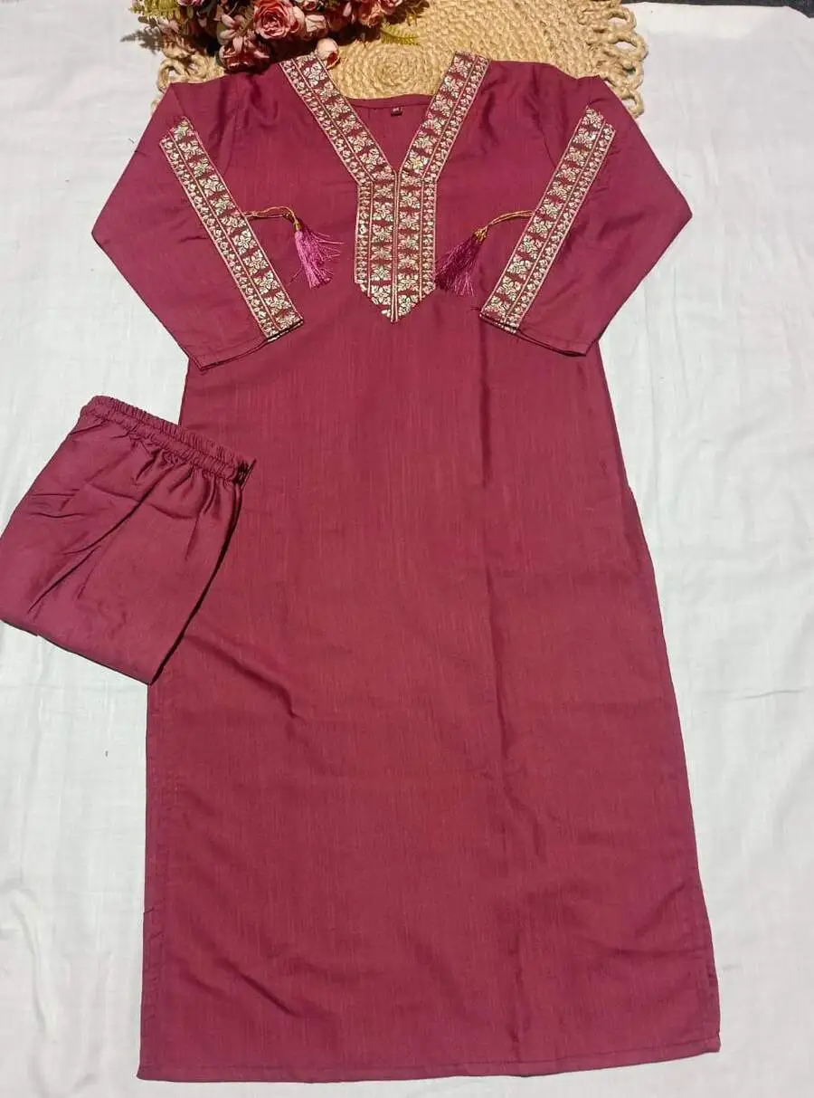 1NEW ARRIVAL SLUB COTTON EMBROIDERY WORK TOP PENT SET DAILY WEAR WHOLESALE PRICE ETHNIC GARMENT (5)