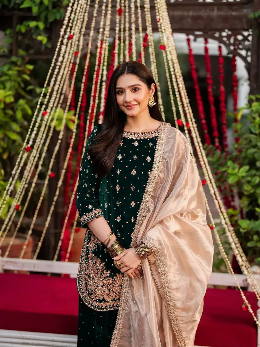 2DESIGNER EMBROIDERY CODING SEQUENCE WORK WITH RIVET MOTI HAND WORK TOP PALAZZO WITH DUPATTA FESTIVE WEAR WHOLESALE PRICE ETHNIC GARMENT(23)