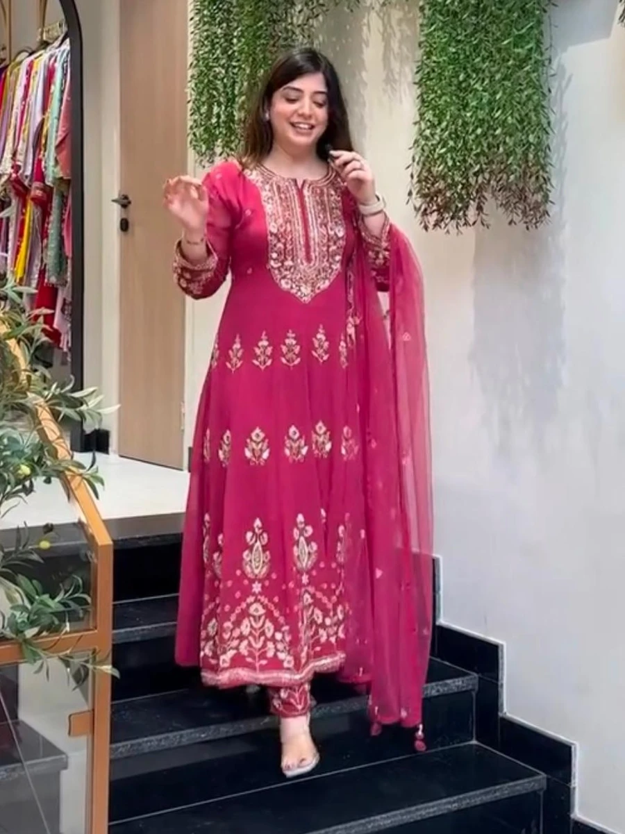 46RICH LOOK GEORGETTE EMBROIDERY WORK ANARAKALI BOTTOM WITH DUPATTA FESTIVE WEAR WHOLESALE PRICE ETHNIC GARMENT (3)