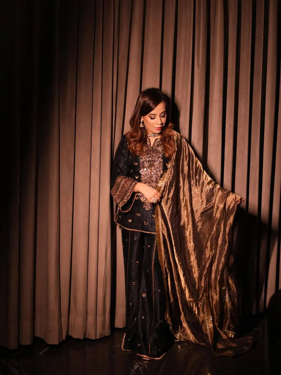 DESIGNER CHINON SILK SEQUENCE & ZARI EMBROIDERY WITH FANCY LACE WORK TOP PALAZZO WITH DUPATTA FESTIVE WEAR WHOLESALE PRICE ETHNIC GARMENT (4)