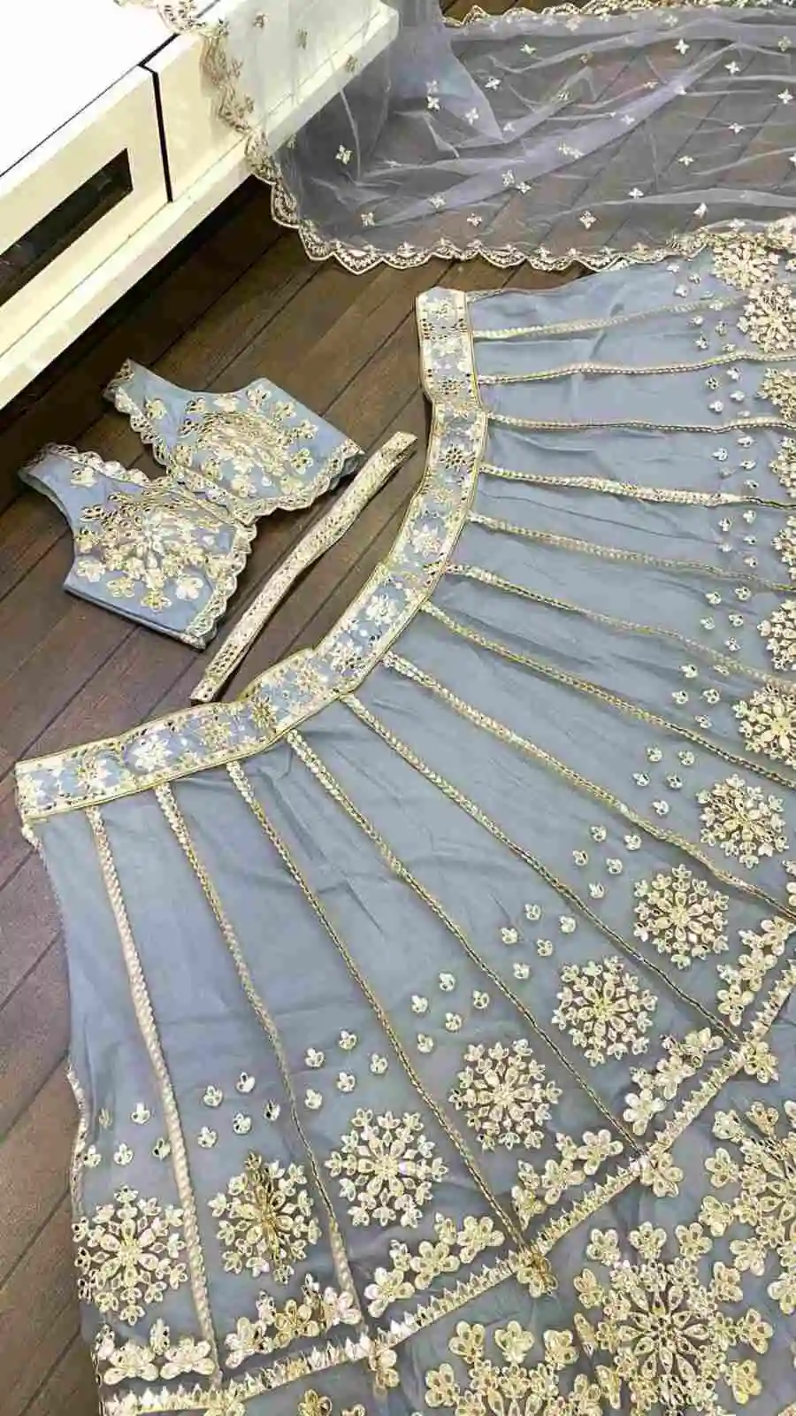 DESIGNER NET FOIL PAPER & ZARI WORK LEHENGA CHOLI WITH DUPATTA RECEPTION WEAR WHOLESALE PRICE ETHNIC GARMENT (1)