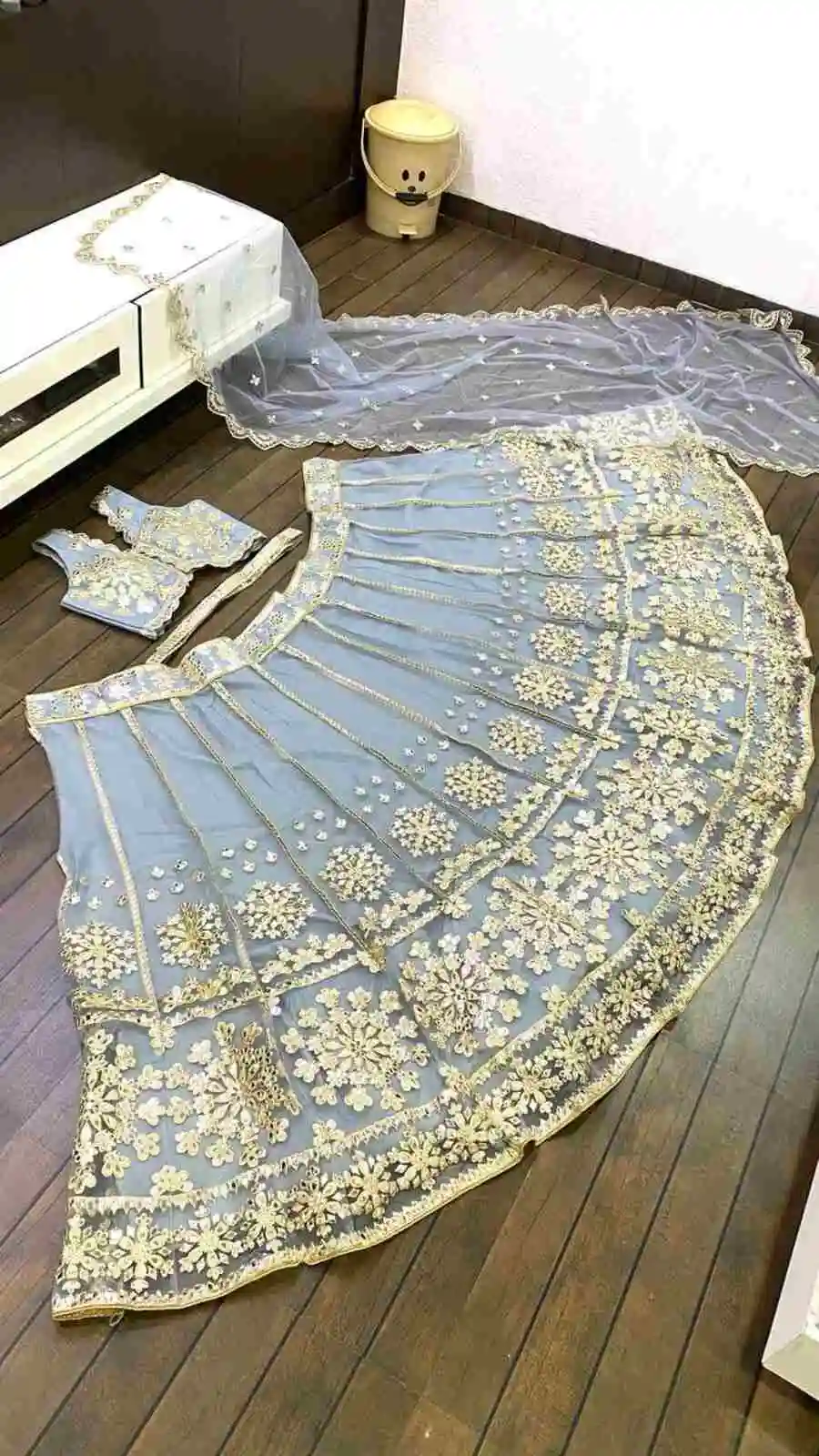 DESIGNER NET FOIL PAPER & ZARI WORK LEHENGA CHOLI WITH DUPATTA RECEPTION WEAR WHOLESALE PRICE ETHNIC GARMENT (5)
