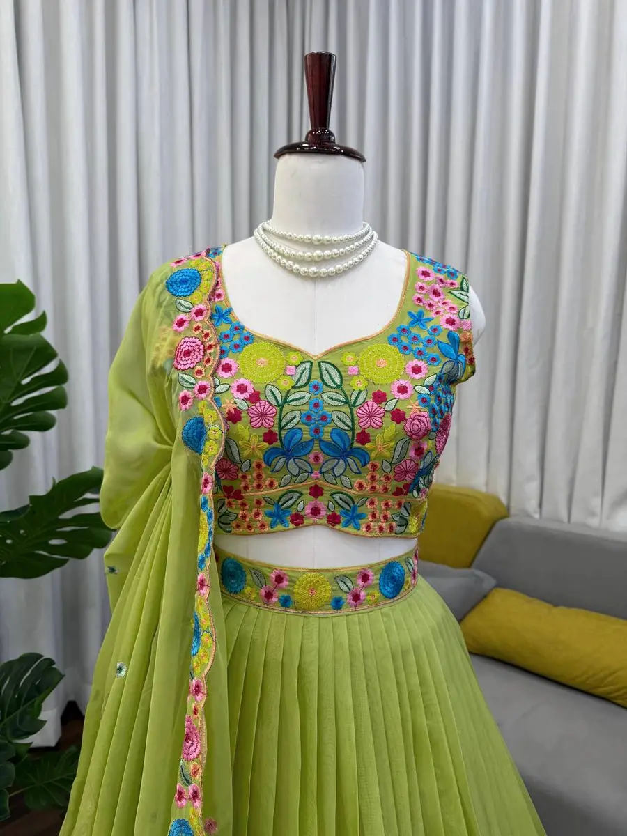 DESIGNER TABBY ORGANZA SILK THREAD WITH SEQUENCE WORK LEHENGA CHOLI WITH DUPATTA WEDDING WEAR WHOLESALE PRICE ETHNIC GARMENT (2)