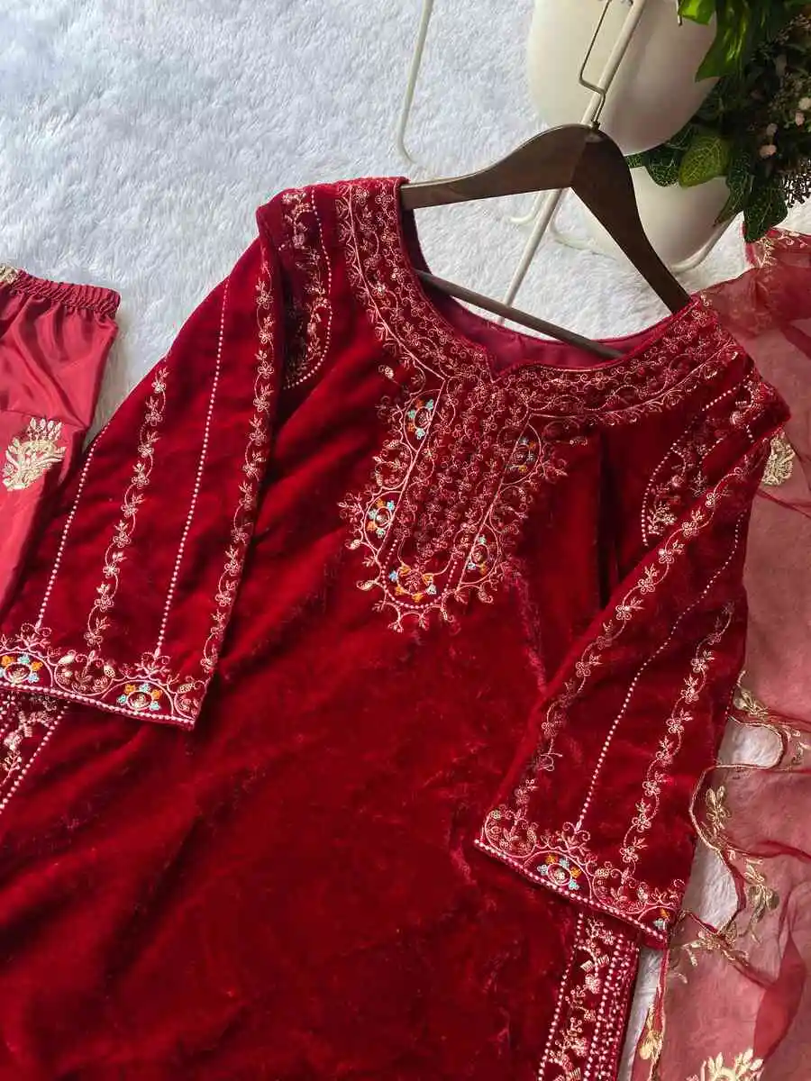 DESIGNER VELVET SEQUENCE EMBROIDERY WORK TOP PATIYALA WITH DUPATTA FESTIVE WEAR WHOLESALE PRICE ETHNIC GARMENT (6)