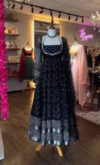 MODERN CHINON SILK DIGITAL PRINT WORK GOWN BOTTOM WITH DUPATTA BLACK