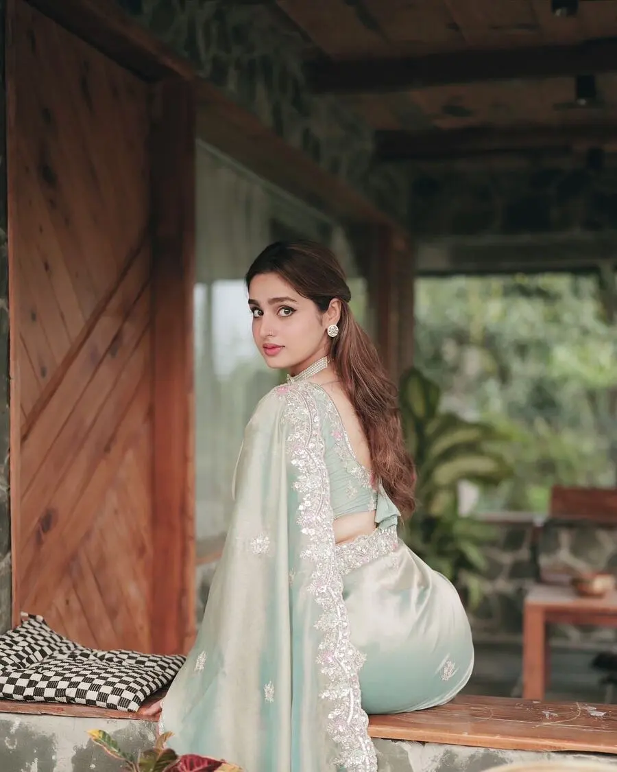 MODERN FENDY SATIN SILK MULTI COLOUR SEQUENCE AND CODING EMBROIDERY WORK SAREE WITH UNSTITCHED BLOUSE WEDDING WEAR WHOLESALE PRICE ETHNIC GARMENT (2)