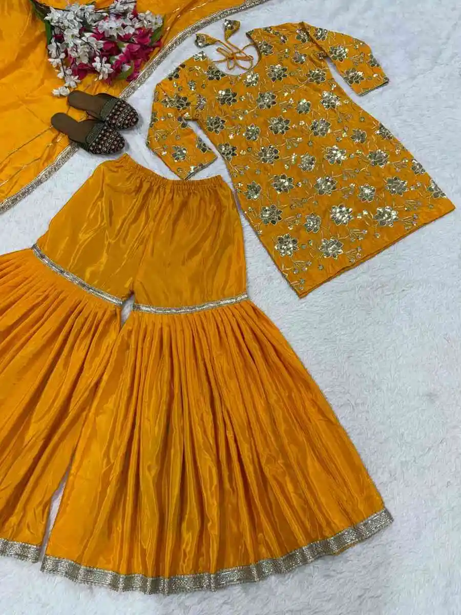 MODERN NATURAL CREPE SEQUENCE EMBROIDERY WORK TOP SHARARA WITH DUPATTA FESTIVE WEAR WHOLESALE PRICE ETHNIC GARMENT (5)