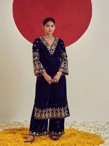 MODERN VELEVET JARI THREAD & DORI WITH SEQUENCE EMBROIDERY WORK TOP PALAZZO WITH DUPATTA PURPLE