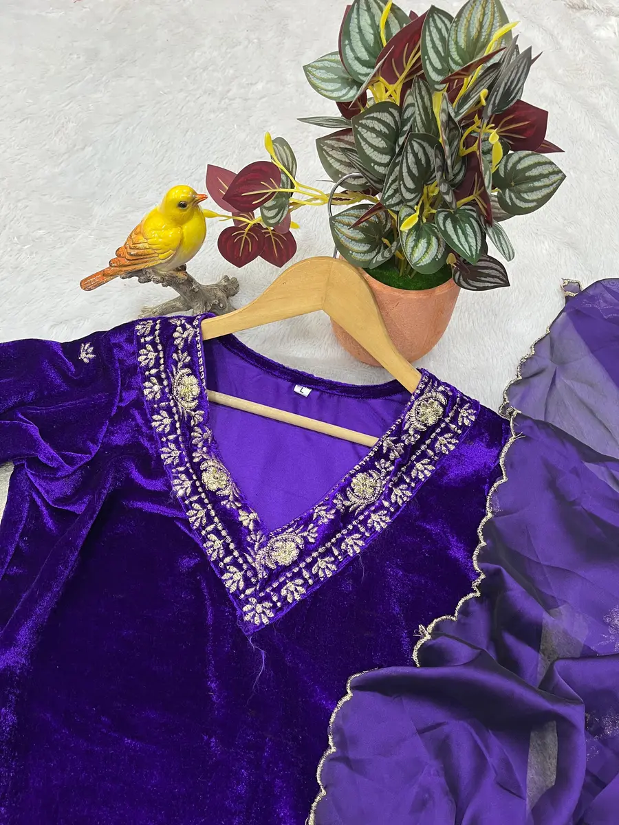 MODERN VELEVET JARI THREAD & DORI WITH SEQUENCE EMBROIDERY WORK TOP PALAZZO WITH DUPATTA FESTIVE WEAR WHOLESALE PRICE ETHNIC GARMENT (7)