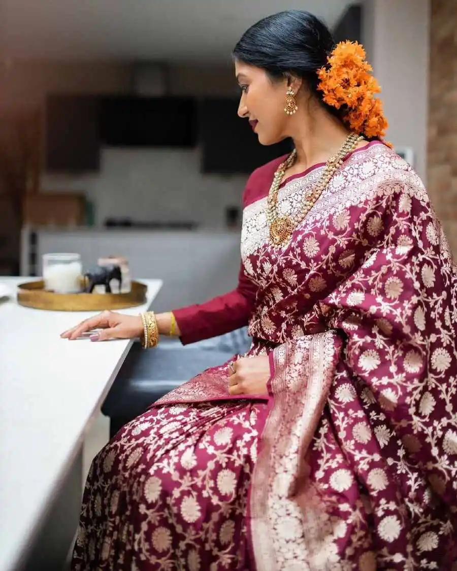 NEW ARRIVAL LICHI SILK BANARASI WEAVING WORK SAREE WITH UNSTITCHED BLOUSE WEDDING WEAR WHOLESALE PRICE ETHNIC GARMENT (3)