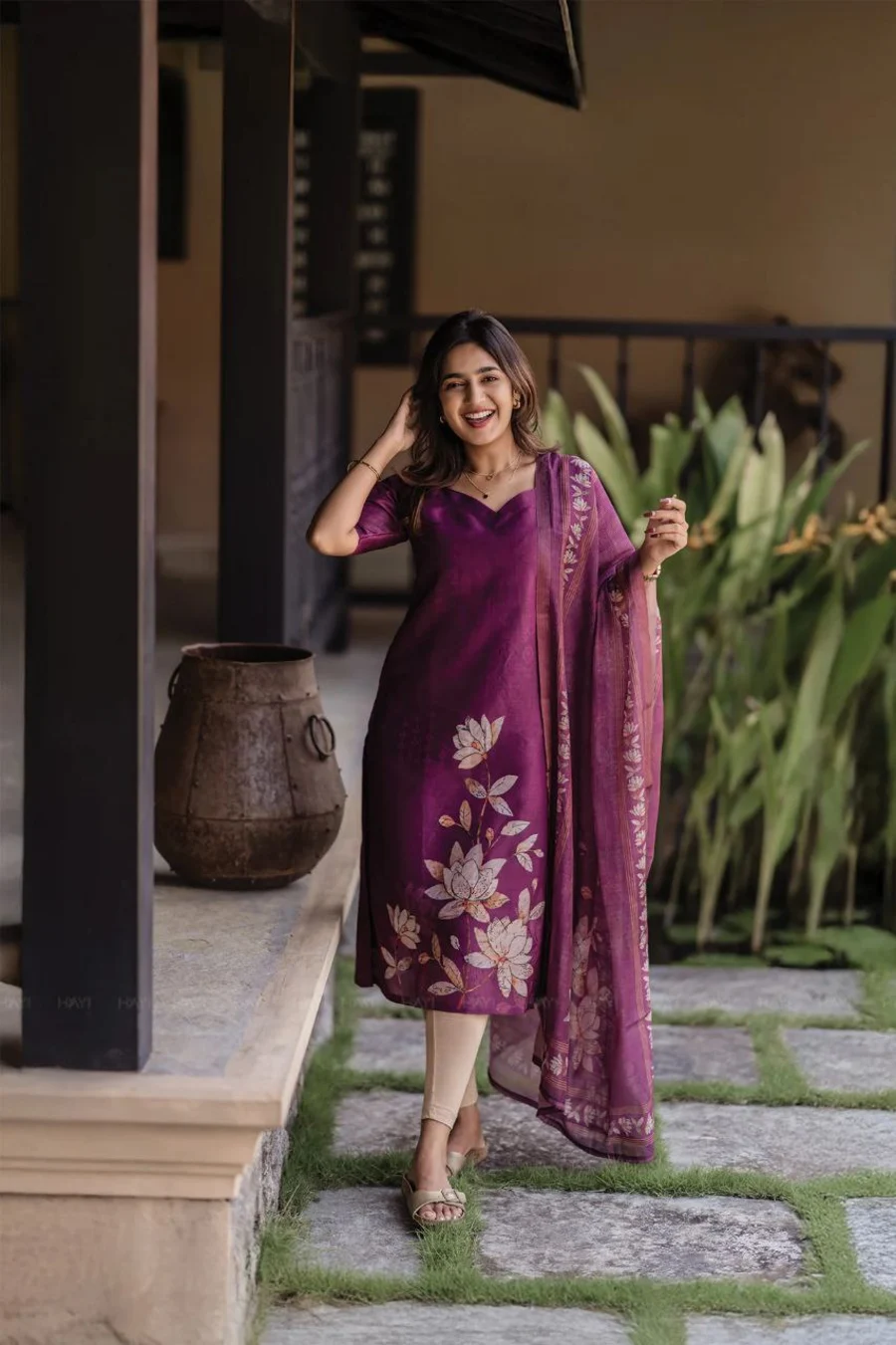 NEW ARRIVAL ZARNA SILK PRINT WORK TOP AND DUPATTA SET DAILY WEAR WHOLESALE PRICE ETHNIC GARMENT (6)