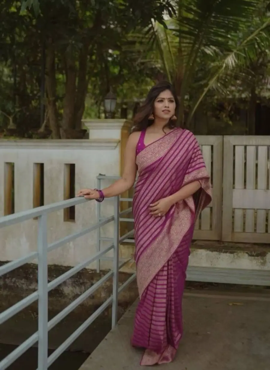 TRENDING LICHI SILK RICH PALLU & JACQUARD WORK SAREE WITH UNSTITCHED BLOUSE FESTIVE WEAR WHOLESALE PRICE ETHNIC GARMENT (14)