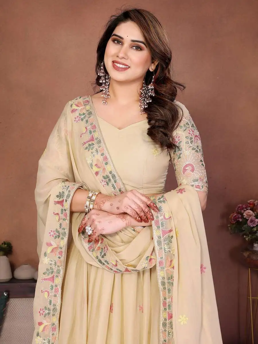 1DESIGNER GEORGETTE EMBROIDERY WORK LEHENGA CHOLI WITH DUPATTA WEDDING WEAR WHOLESALE PRICE ETHNIC GARMENT (10)