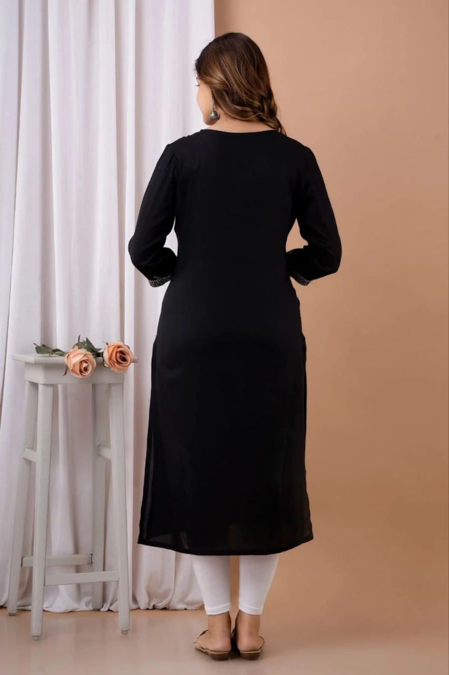 1FANCY RAYON EMBROIDERY WORK KURTI DAILY WEAR WHOLESALE PRICE ETHNIC GARMENT (1)