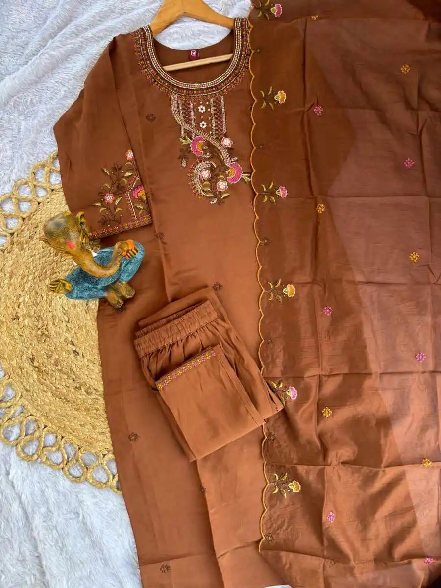 1RICH LOOK ROMAN SILK MULTI EMBROIDERY THREAD WITH HAND WORK TOP BOTTOM WITH DUPATTA FESTIVE WEAR WHOLESALE PRICE ETHNIC GARMENT (17)