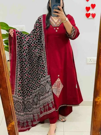 FANCY RAYON SLUB APPLIQUE WORK TOP BOTTOM WITH DUPATTA RED