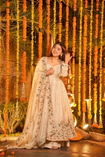 DESIGNER SILK MULTI 35 MM SEQUENCE & THREAD WORK GOWN PALAZZO WITH DUPATTA WHITE