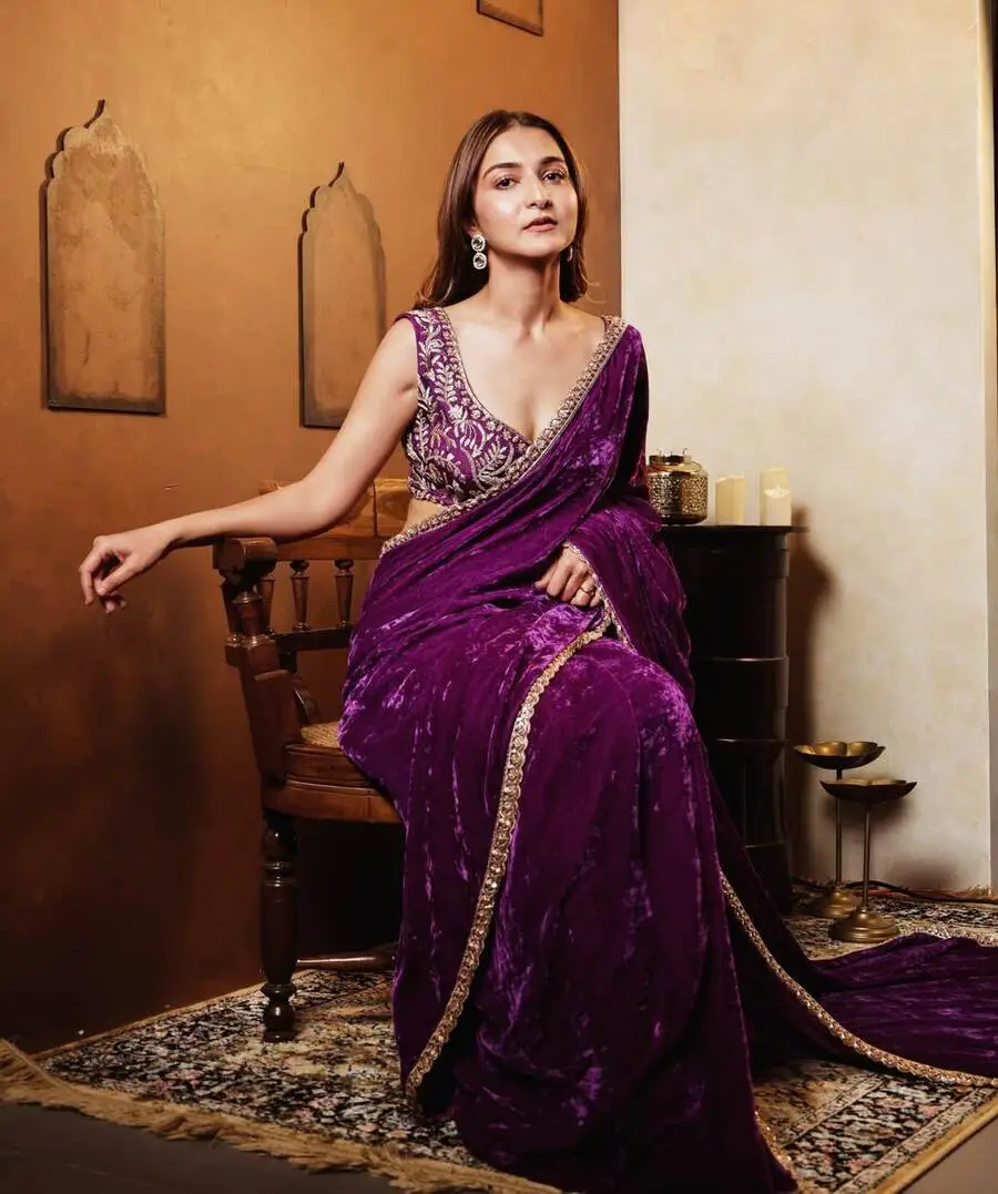 DESIGNER VELVET SEQUENCE AND JARI THREAD EMBROIDERY LACE WITH CUTWORK BORDER WORK SAREE WITH STITCHED BLOUSE WEDDING WEAR WHOLESALE PRICE ETHNIC GARMENT (23).webp