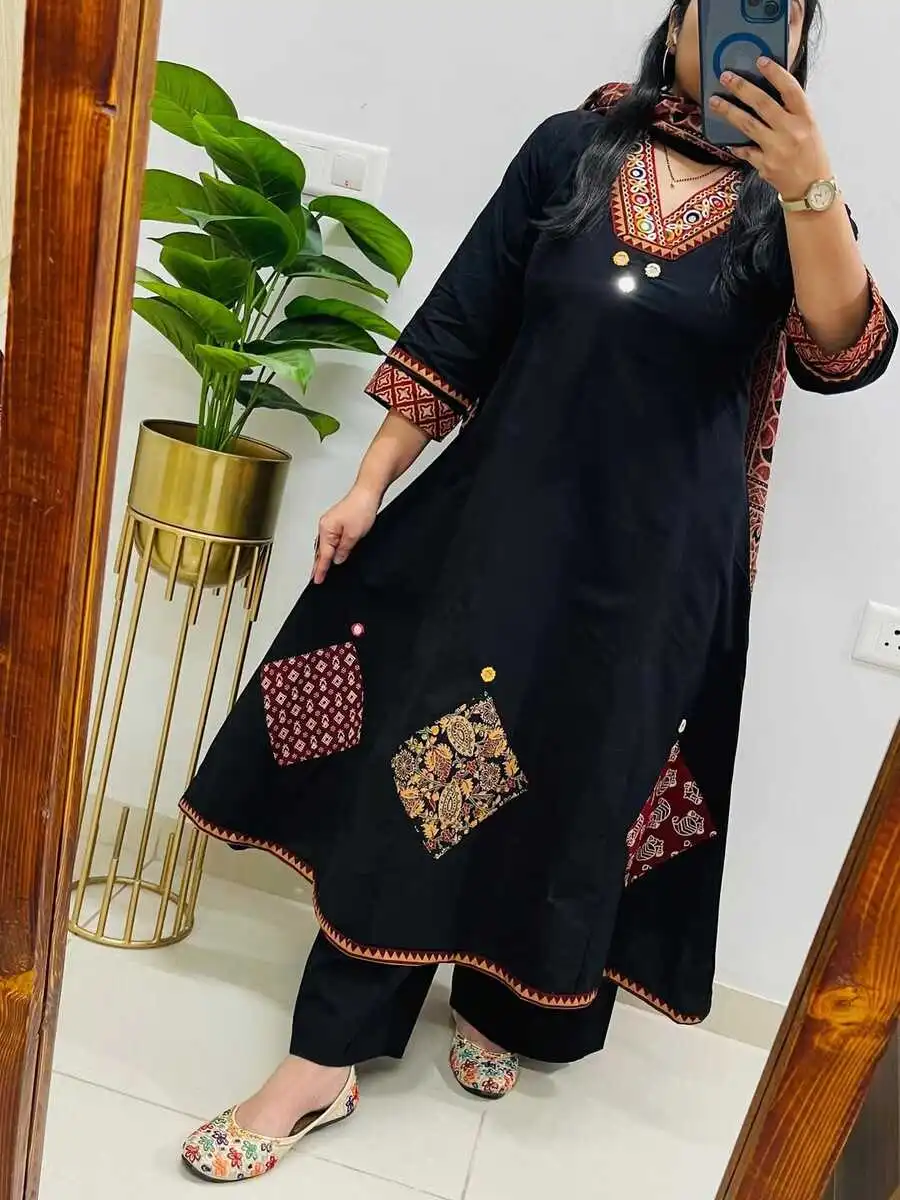 FANCY RAYON SLUB APPLIQUE WORK TOP BOTTOM WITH DUPATTA FESTIVE WEAR WHOLESALE PRICE ETHNIC GARMENT (21)