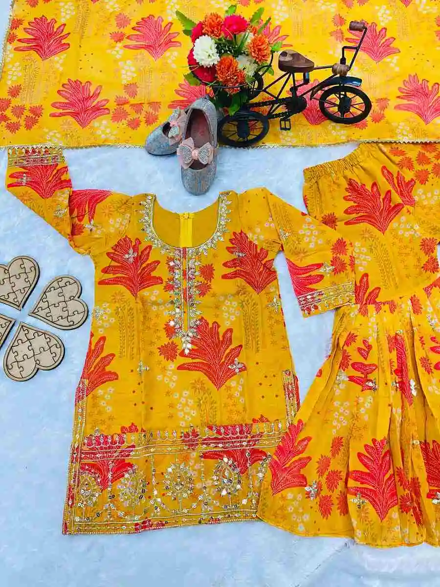 MODERN GEORGETTE DIGITAL PRINT WORK WITH EMBROIDERY SEQUENCE WORK MOTHER DAUGHTER SET FESTIVE WEAR WHOLESALE PRICE ETHNIC GARMENT (9)