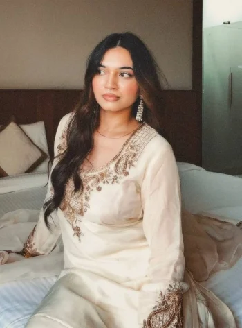 MODERN ROMAN SILK EMBROIDERY CODING & SEQUENCE WORK TOP BOTTOM WITH DUPATTA OFF WHITE