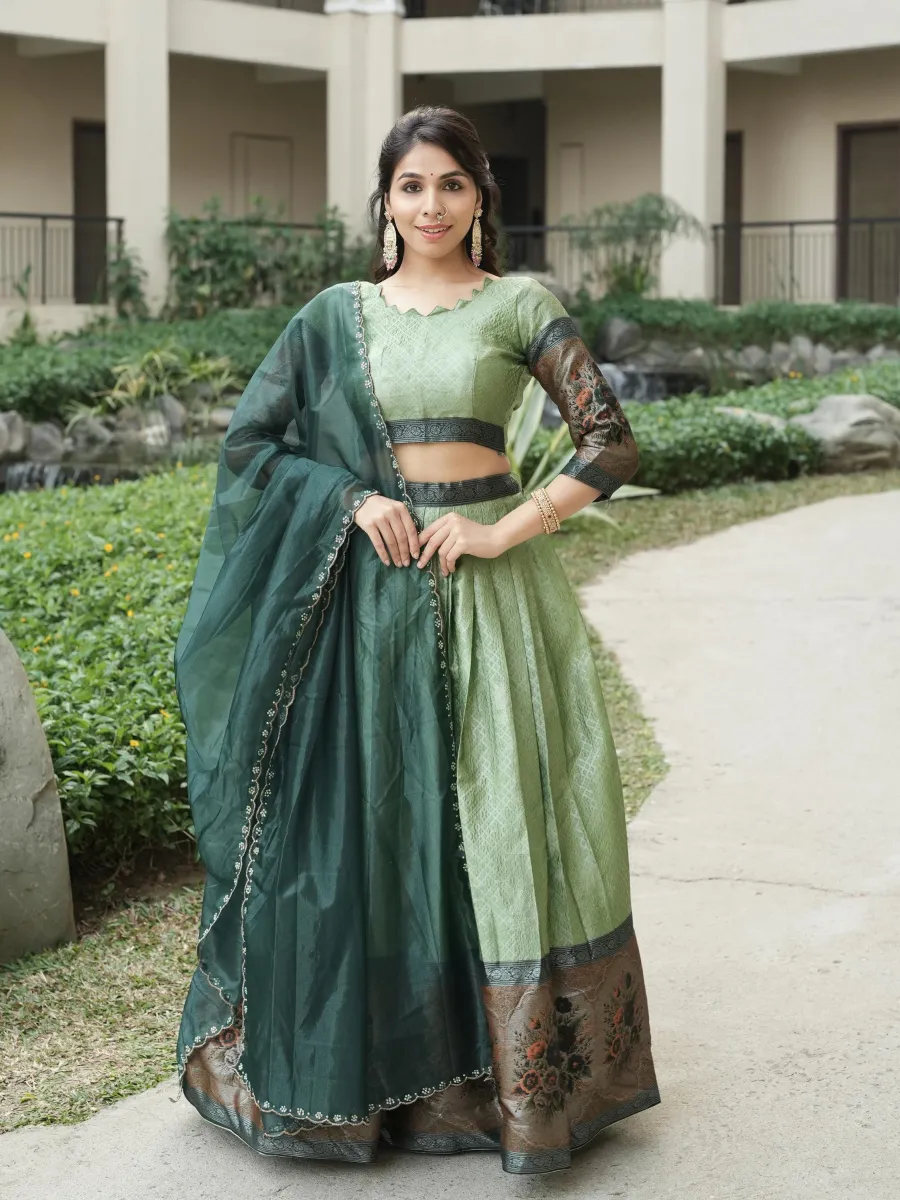 16DESIGNER SILK ZARI WEAVING WITH CONTRAST BORDER KALAMKARI WEAVING BORDER WORK LEHENGA CHOLI WITH DUPATTA FESTIVE WEAR WHOLESALE PRICE ETHNIC GARMENT (11)