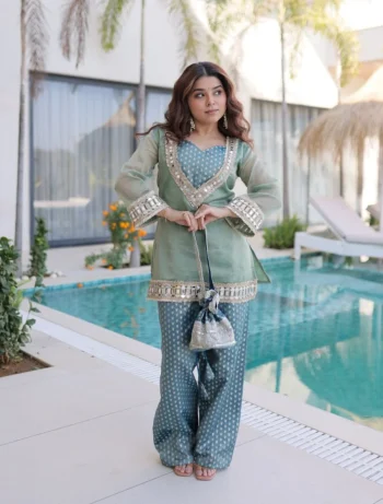 MODERN SALASA FABRIC WITH MIRROR & LACE WORK TOP BOTTOM WITH BATWA SKY