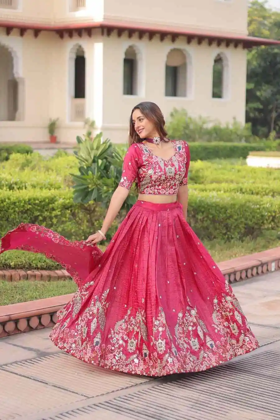 19RICH-LOOK-GOLD-CRUSH-SEQUENCE-ZARI-AND-CODING-EMBROIDERY-WORK-LEHENGA-CHOLI-WITH-DUPATTA-WEDDING-WEAR-WHOLESALE-PRICE-ETHNIC-GARMENT-5.webp