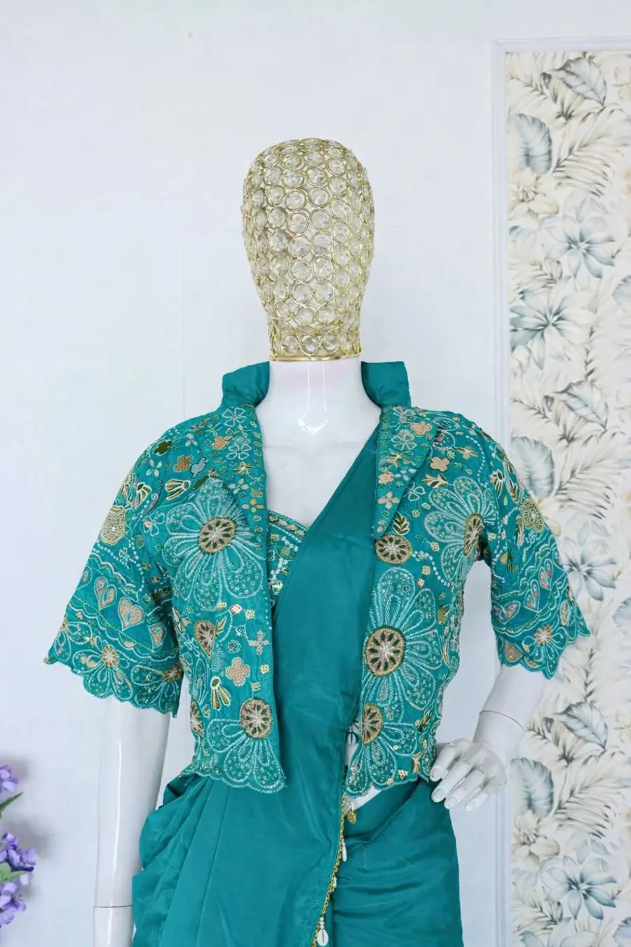 1DESIGNE-CREPE-SILK-LACE-BORDER-WORK-READY-TO-WEAR-SAREE-WITH-STITCHED-BLOUSE-AND-KOTI-PARTY-WEAR-WHOLESALE-PRICE-ETHNIC-GARMENT-36.webp
