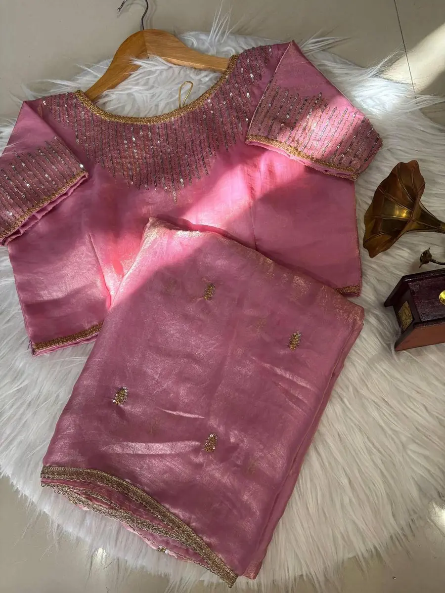1DESIGNER-FENDY-CRUSH-SEQUANCE-BUTTI-WITH-FANCY-LACE-WORK-SAREE-WITH-STITCHED-BLOUSE-WEDDING-WEAR-WHOLESALE-PRICE-ETHNIC-GARMENT-18.webp