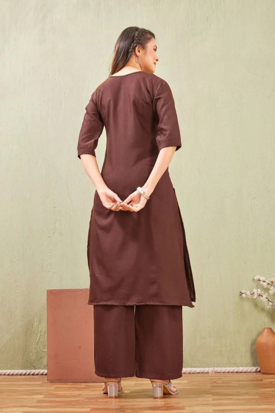 1FANCY-SLUB-COTTON-EMBROIDERY-WORK-CO-ORD-SET-DAILY-WEAR-WHOLESALE-PRICE-ETHNIC-GARMENT-32.webp