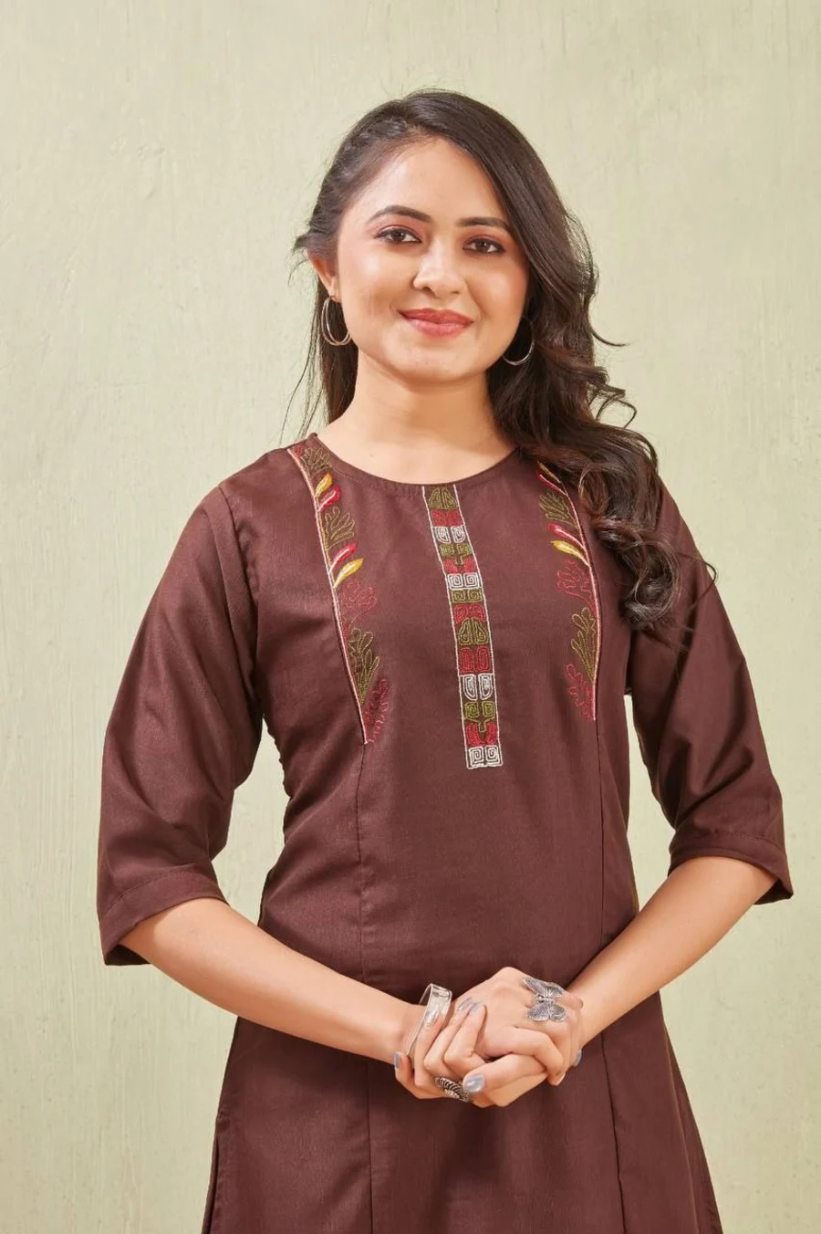 1FANCY-SLUB-COTTON-EMBROIDERY-WORK-CO-ORD-SET-DAILY-WEAR-WHOLESALE-PRICE-ETHNIC-GARMENT-34.webp