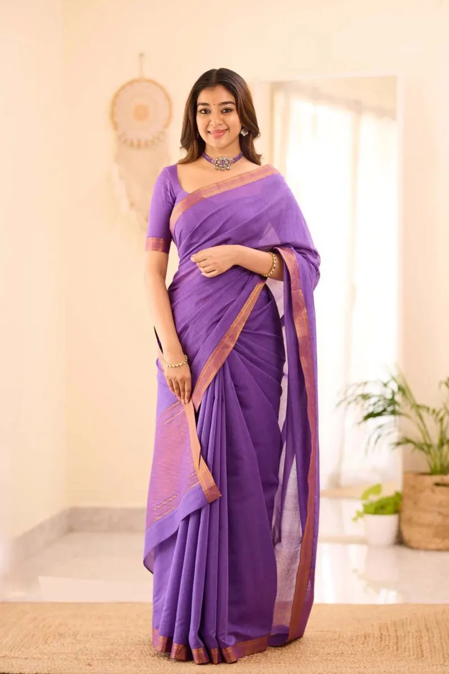 1FANCY-SOUTH-COTTON-PLAIN-BODY-WITH-CONTRAST-WAVING-BORDER-WORK-SAREE-WITH-UNSTITCHED-BLOUSE-FESTIVE-WEAR-WHOLESALE-PRICE-ETHNIC-GARMENT-9.webp