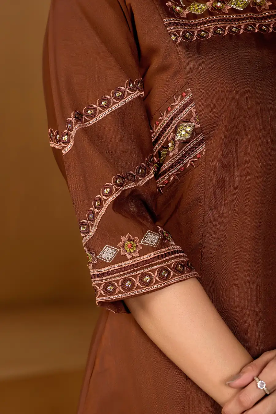 1MODERN MANGO SILK MULTI EMBROIDERY THREAD WITH HAND WORK TOP PALAZZO WITH DUPATTA FESTIVE WEAR WHOLESALE PRICE ETHNIC GARMENT (10)