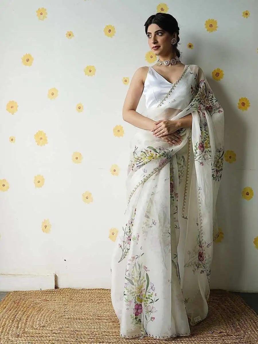 1MODERN-TABBY-SILK-FLORAL-PRINT-WITH-SEQUENCE-AND-CUTDANA-HANDWORK-SAREE-WITH-UNSTITCHED-BLOUSE-PARTY-WEAR-WHOLESALE-PRICE-ETHNIC-GARMENT-14.webp