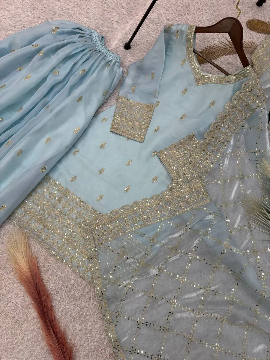 22MODERN-GMY-SILK-EMBROIDERY-AND-SEQUENCE-WORK-TOP-PALAZZO-WITH-DUPATTA-FESTIVE-WEAR-WHOLESALE-PRICE-ETHNIC-GARMENT-2.webp