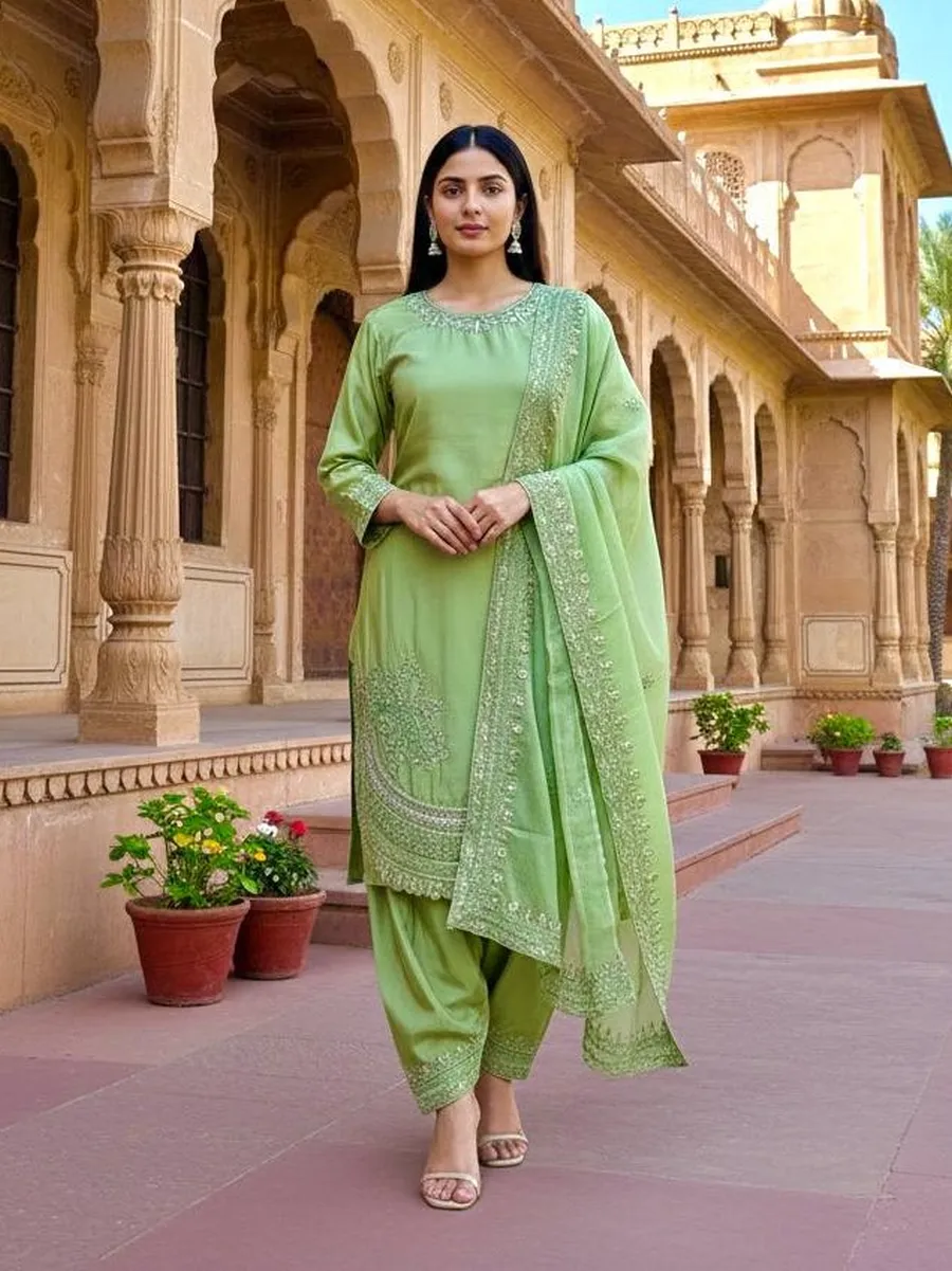 3FANCY-NATURAL-CREPE-EMBROIDERY-3-MM-SEQUENCE-WORK-WITH-CUTWORK-TOP-PATIYALA-WITH-DUPATTA-FESTIVE-WEAR-WHOLESALE-PRICE-ETHNIC-GARMENT-20.webp