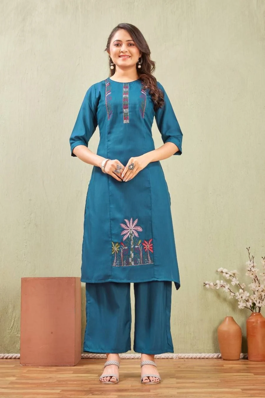 3FANCY-SLUB-COTTON-EMBROIDERY-WORK-CO-ORD-SET-DAILY-WEAR-WHOLESALE-PRICE-ETHNIC-GARMENT-13.webp