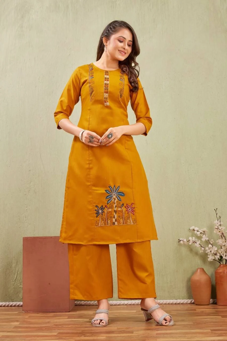 4FANCY-SLUB-COTTON-EMBROIDERY-WORK-CO-ORD-SET-DAILY-WEAR-WHOLESALE-PRICE-ETHNIC-GARMENT-17.webp