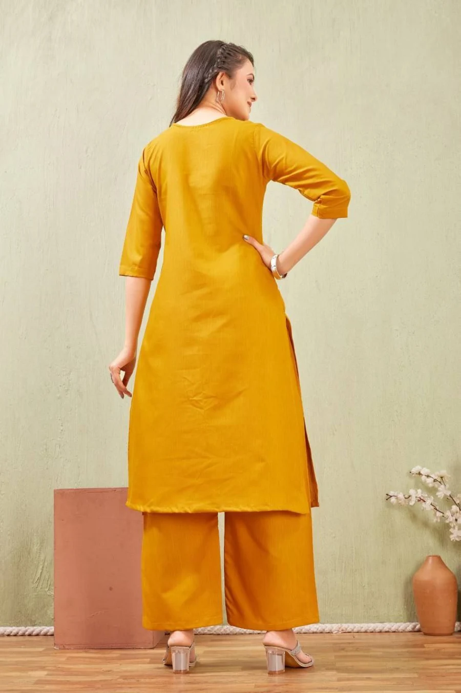 4FANCY-SLUB-COTTON-EMBROIDERY-WORK-CO-ORD-SET-DAILY-WEAR-WHOLESALE-PRICE-ETHNIC-GARMENT-19.webp