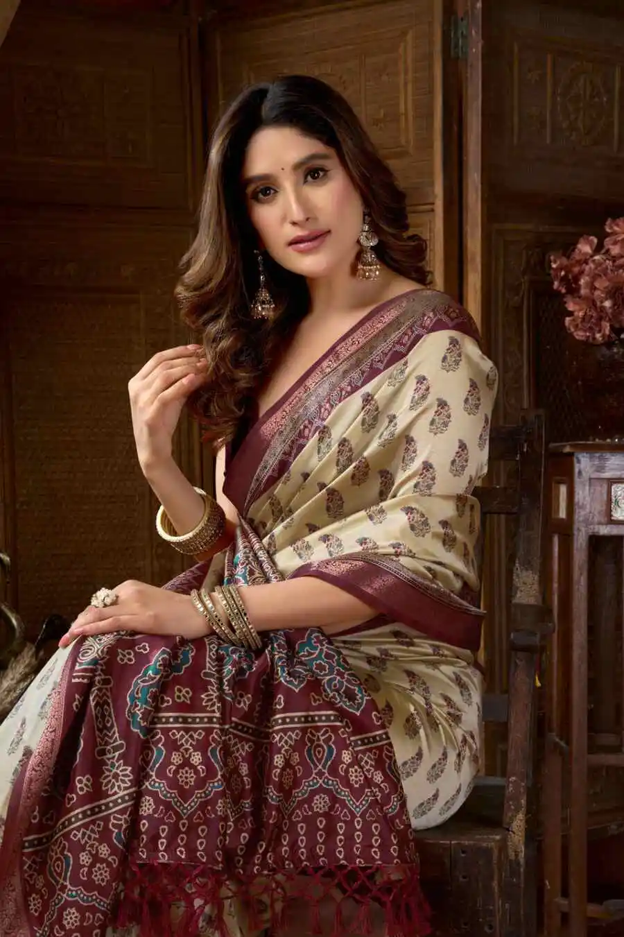 5NEW-ARRIVAL-CLUSTER-DIGITAL-WITH-JACQUARD-BORDER-JHALLAR-WORK-SAREE-WITH-UNSTITCHED-BLOUSE-DAILY-WEAR-WHOLESALE-PRICE-ETHNIC-GARMENT-25.webp
