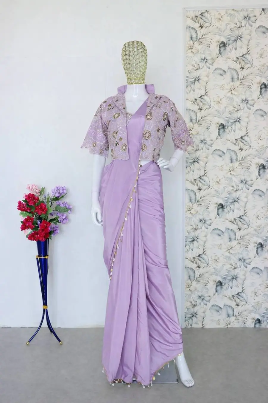 DESIGNE-CREPE-SILK-LACE-BORDER-WORK-READY-TO-WEAR-SAREE-WITH-STITCHED-BLOUSE-AND-KOTI-PARTY-WEAR-WHOLESALE-PRICE-ETHNIC-GARMENT-24.webp